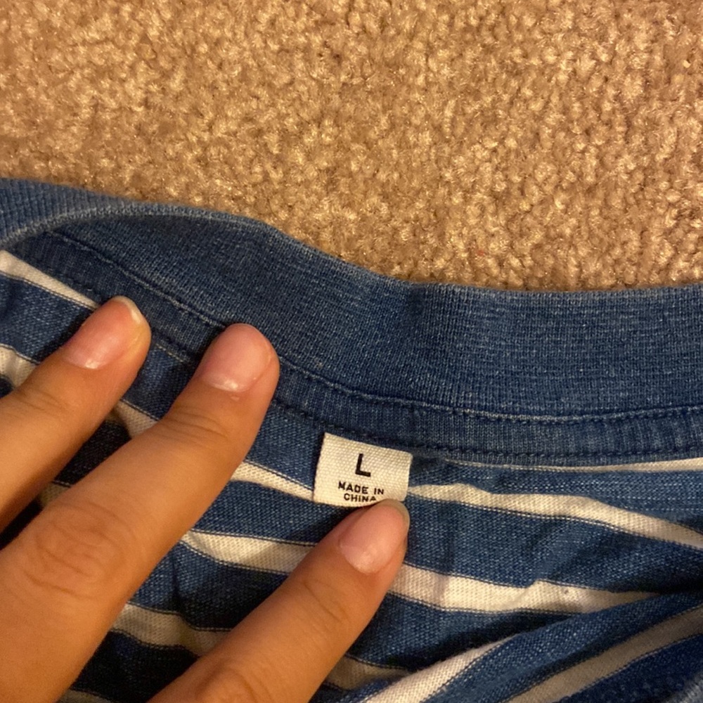 Cropped Tee - Picture 2 of 2